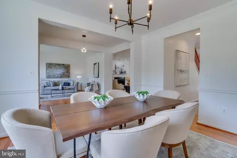 Dining - 25869 Spring Farm Cir, Chantilly, VA 20152 photo 3 of 6
