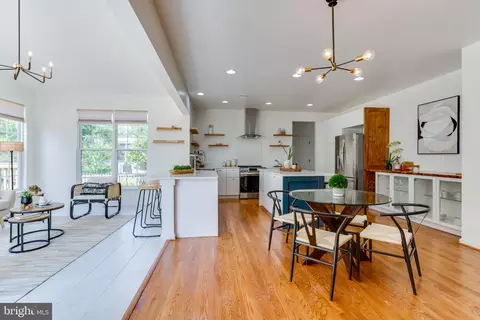 Other - 25869 Spring Farm Cir, Chantilly, VA 20152 photo 1 of 29