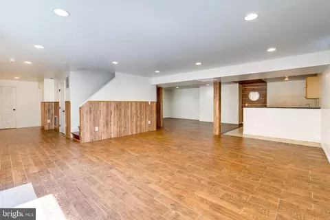 Living - 25869 Spring Farm Cir, Chantilly, VA 20152 photo 16 of 21