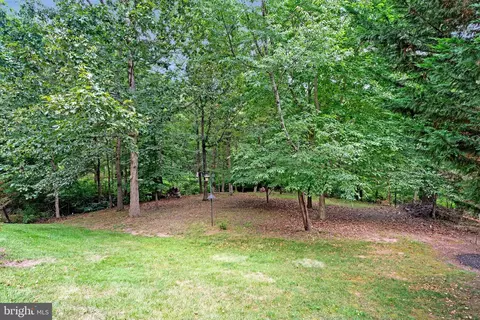 Exterior - 18752 Upper Meadow Dr, Leesburg, VA 20176 photo 15 of 21