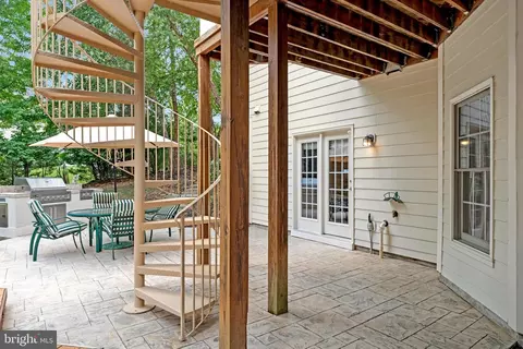 Exterior - 18752 Upper Meadow Dr, Leesburg, VA 20176 photo 10 of 21
