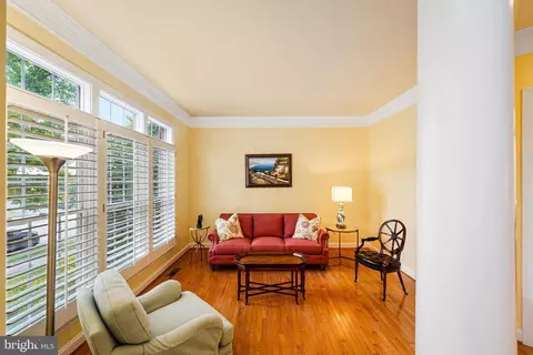 Living - 18752 Upper Meadow Dr, Leesburg, VA 20176 photo 1 of 2