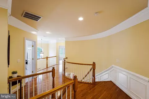 Entry Way - 18752 Upper Meadow Dr, Leesburg, VA 20176 photo 7 of 7
