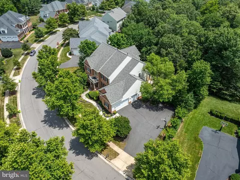 View/Area - 18752 Upper Meadow Dr, Leesburg, VA 20176 photo 2 of 2