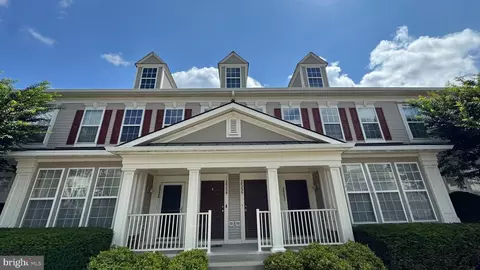 20230 Macglashan Ter #2107, Ashburn, VA 20147