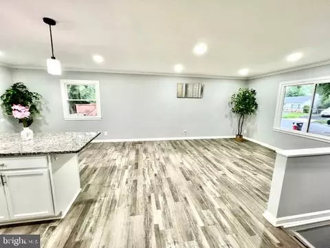 Living - 406 W Maple Ave, Sterling, VA 20164 photo 1 of 2