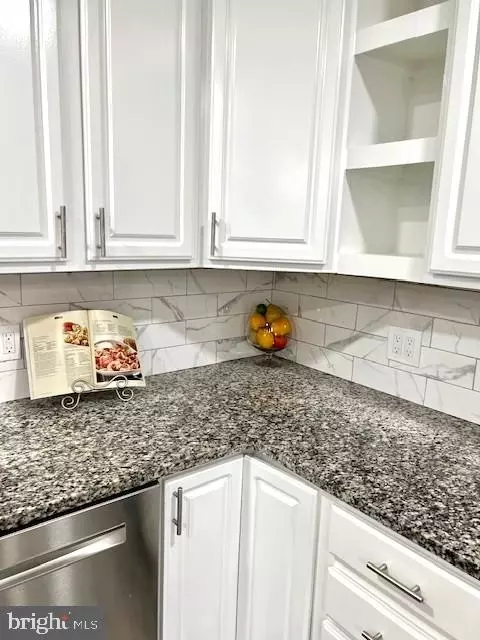 Kitchen - 406 W Maple Ave, Sterling, VA 20164 photo 4 of 26