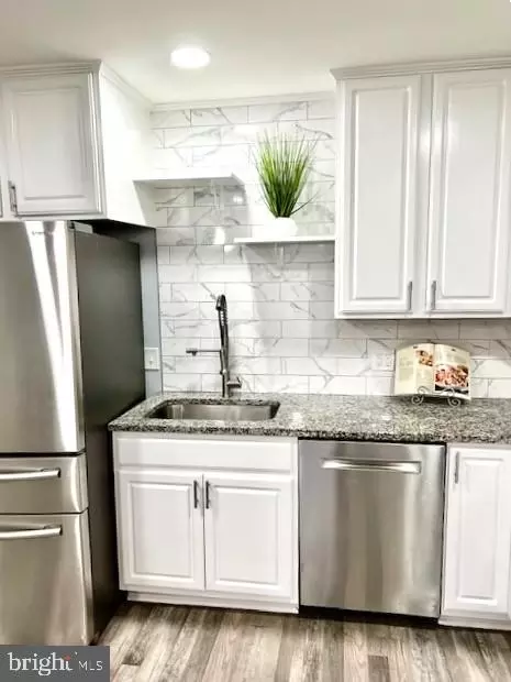 Kitchen - 406 W Maple Ave, Sterling, VA 20164 photo 17 of 26