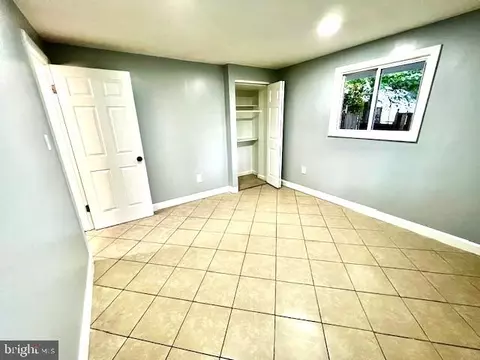 Bedroom - 406 W Maple Ave, Sterling, VA 20164 photo 2 of 2