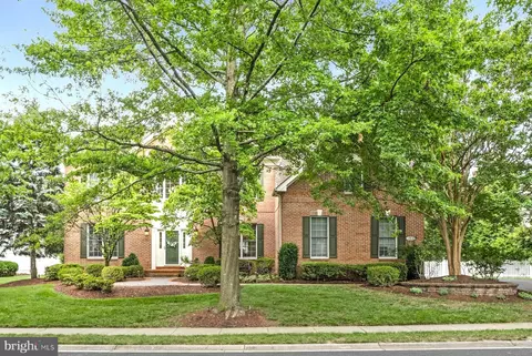 19917 Interlachen Cir, Ashburn, VA 20147 photo 1