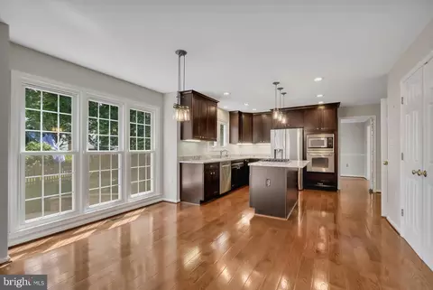 21308 Arrowhead Ct, Ashburn, VA 20147 photo 20