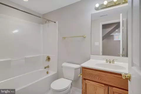 21308 Arrowhead Ct, Ashburn, VA 20147 photo 54