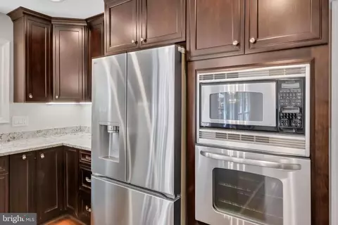 21308 Arrowhead Ct, Ashburn, VA 20147 photo 23