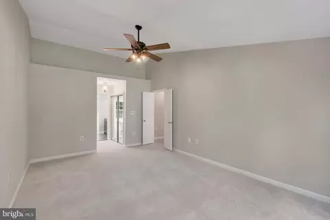 21308 Arrowhead Ct, Ashburn, VA 20147 photo 39