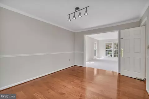 21308 Arrowhead Ct, Ashburn, VA 20147 photo 16