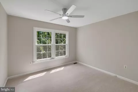 21308 Arrowhead Ct, Ashburn, VA 20147 photo 32