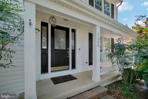 21308 Arrowhead Ct, Ashburn, VA 20147 photo 3