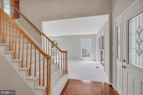 21308 Arrowhead Ct, Ashburn, VA 20147 photo 11