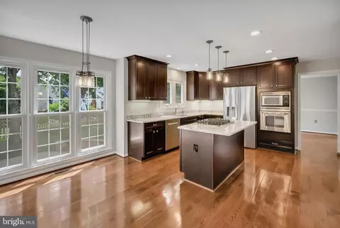 21308 Arrowhead Ct, Ashburn, VA 20147 photo 24