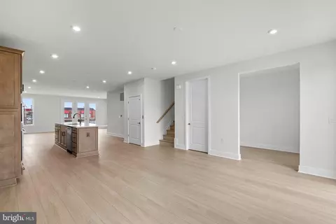 44486 Lowestoft Sq, Ashburn, VA 20147 photo 15