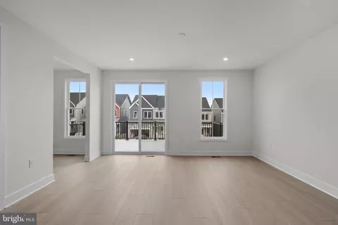 44486 Lowestoft Sq, Ashburn, VA 20147 photo 14