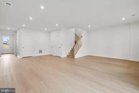 44486 Lowestoft Sq, Ashburn, VA 20147 photo 26