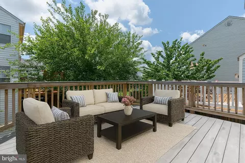 Exterior - 43797 Virginia Manor Ter, Ashburn, VA 20148 photo 2 of 7