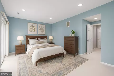 Bedroom - 43797 Virginia Manor Ter, Ashburn, VA 20148 photo 5 of 5