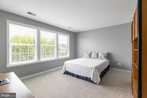 Bedroom - 43797 Virginia Manor Ter, Ashburn, VA 20148 photo 3 of 5