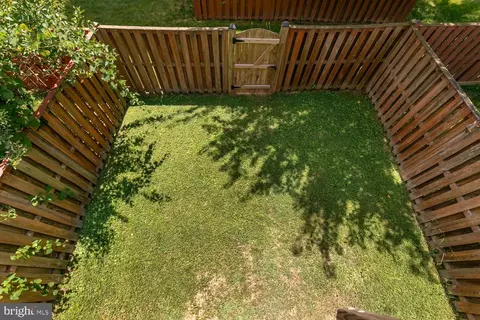 Exterior - 43797 Virginia Manor Ter, Ashburn, VA 20148 photo 5 of 7