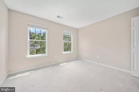 Bedroom - 43444 Quentin St, Chantilly, VA 20152 photo 2 of 4