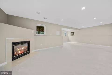 Living - 43444 Quentin St, Chantilly, VA 20152 photo 12 of 12