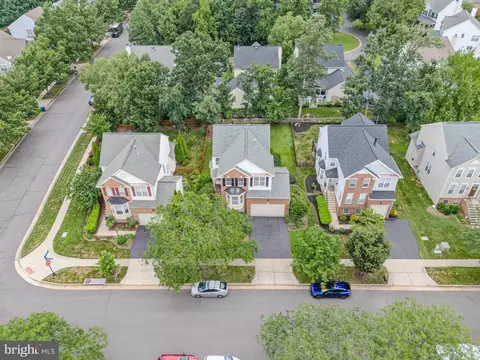 View/Area - 43444 Quentin St, Chantilly, VA 20152 photo 5 of 6