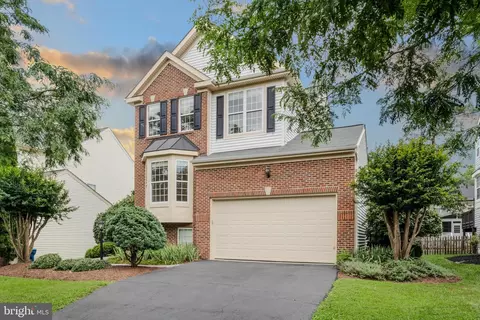 Exterior - 43444 Quentin St, Chantilly, VA 20152 photo 1 of 16