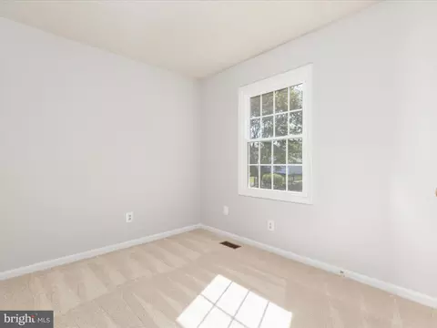 1904 E Beech Rd, Sterling, VA 20164 photo 26