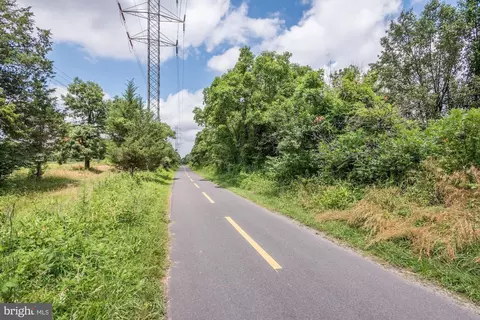1904 E Beech Rd, Sterling, VA 20164 photo 46