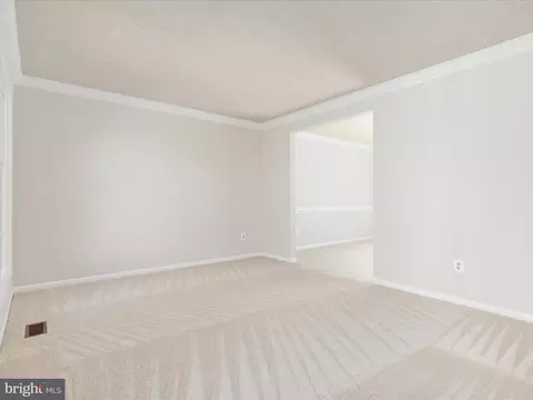 1904 E Beech Rd, Sterling, VA 20164 photo 4