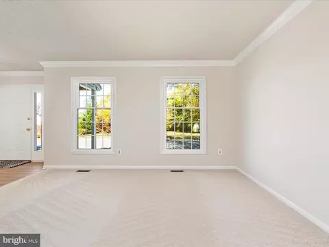 1904 E Beech Rd, Sterling, VA 20164 photo 5