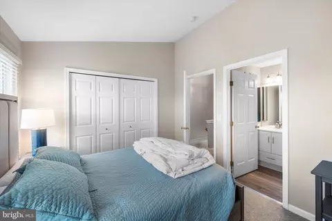 Bedroom - 44191 Litchfield Ter, Ashburn, VA 20147 photo 3 of 5