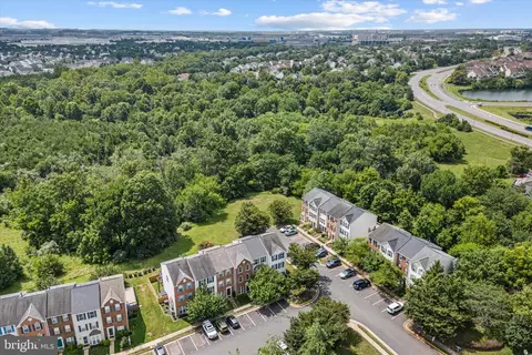 View/Area - 44191 Litchfield Ter, Ashburn, VA 20147 photo 2 of 3