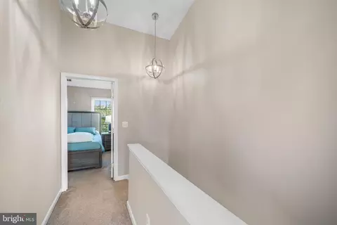 Entry Way - 44191 Litchfield Ter, Ashburn, VA 20147 photo 6 of 7