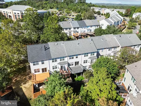 20198 Brookview Sq, Ashburn, VA 20147 photo 43
