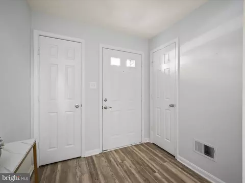 20198 Brookview Sq, Ashburn, VA 20147 photo 5