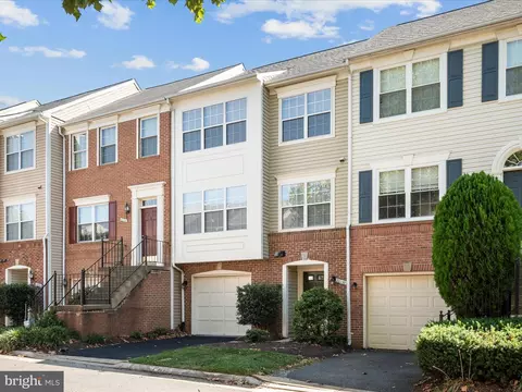 20198 Brookview Sq, Ashburn, VA 20147 photo 2