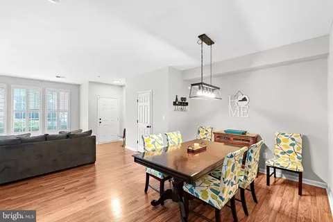 20257 Macglashan Ter, Ashburn, VA 20147 photo 13