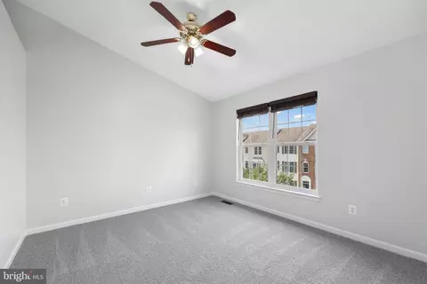 25136 Monteith Ter, Chantilly, VA 20152 photo 28