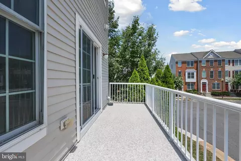 25136 Monteith Ter, Chantilly, VA 20152 photo 20