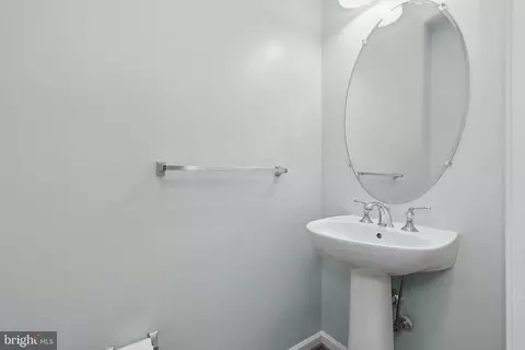 25136 Monteith Ter, Chantilly, VA 20152 photo 21