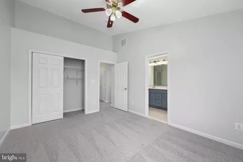 25136 Monteith Ter, Chantilly, VA 20152 photo 23