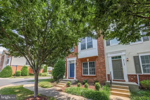 25136 Monteith Ter, Chantilly, VA 20152 photo 3